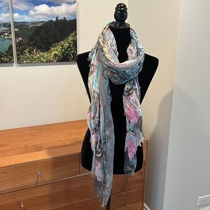 Pastel paisley spring scarf